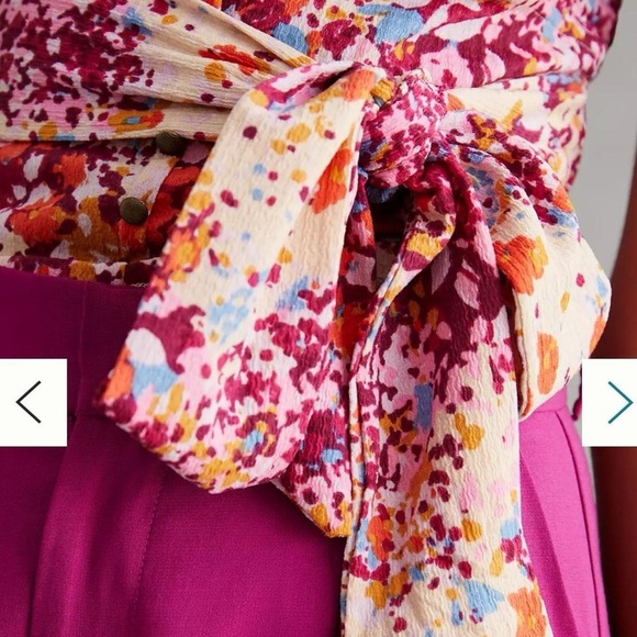 🌸Anthropologie Flutter Hem Floral Top - M🌸 - Picture 3 of 9